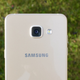 Imagen para el artículo titulado El nuevo Samsung Galaxy A5 es un gama media para dominarlos a todos